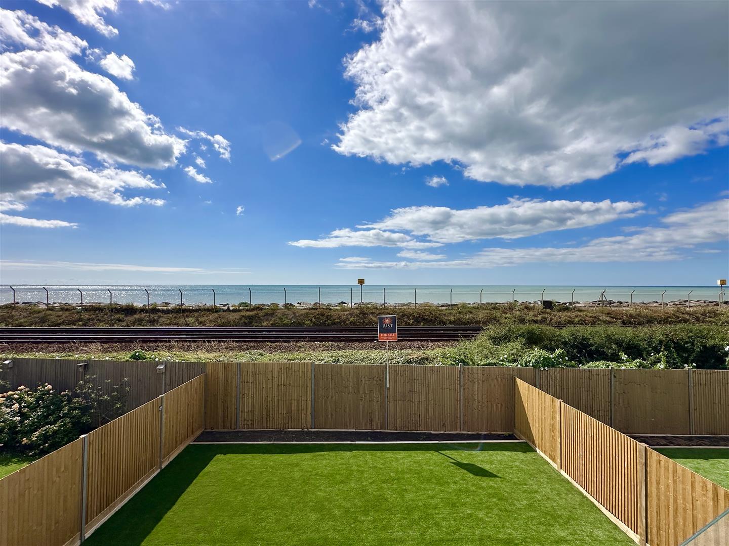 Amsterdam Way, St. Leonards-On-Sea